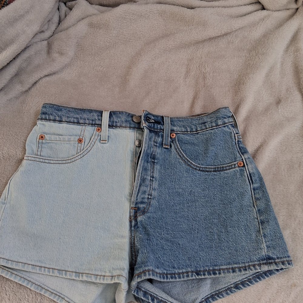 Levi's Dual-Tone Blue Jean Shorts